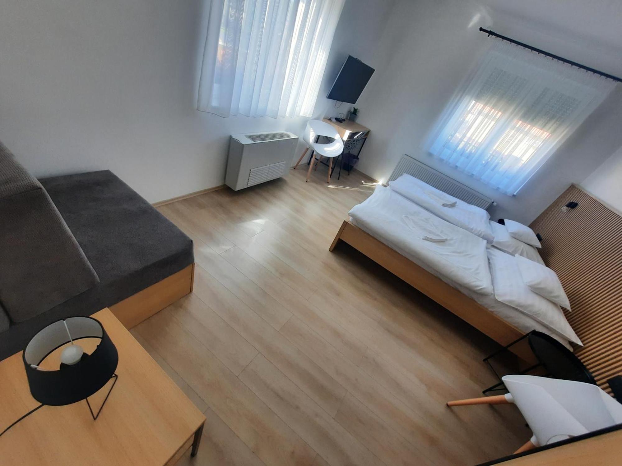 Sovirag Termal Panzio Hotel ฮอยดูนานาช ภายนอก รูปภาพ